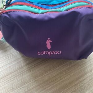 Cotopaxi Purple and Blue Cosmetic Bag
